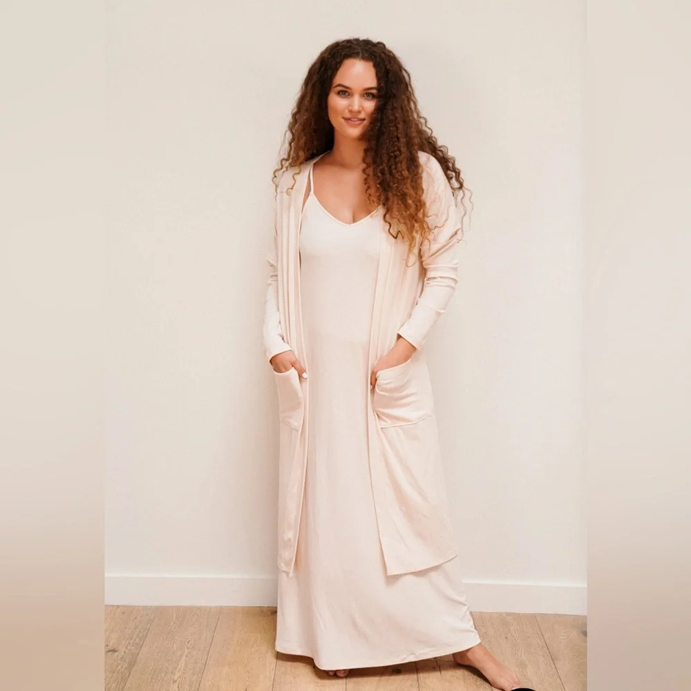 Carly Jean Los Angeles Favorite Ribbed Spaghetti Maxi Dress - Picture 3 of 10